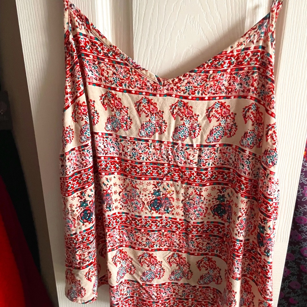 patterned cutout loose tank top